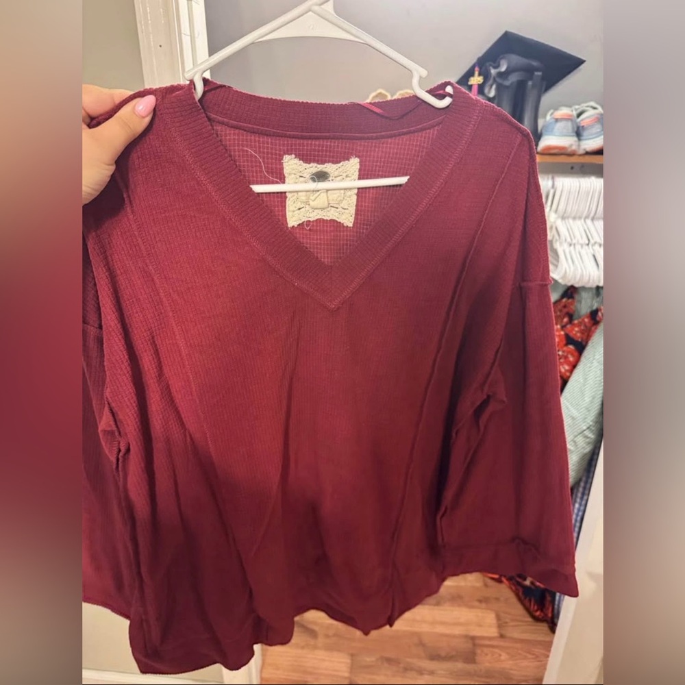 V-Neck Burgundy Long Sleeve Top